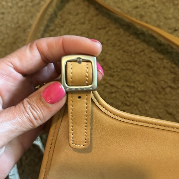 Authentic Coach small messenger flap crosssbody bag - Picture 11 of 13